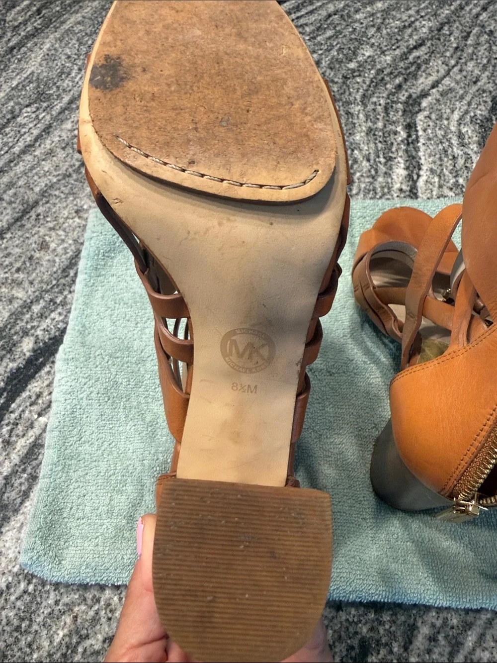Michael Kors “Winston sandal” Tan Strappy Block Heel Sandals - Picture 7 of 7